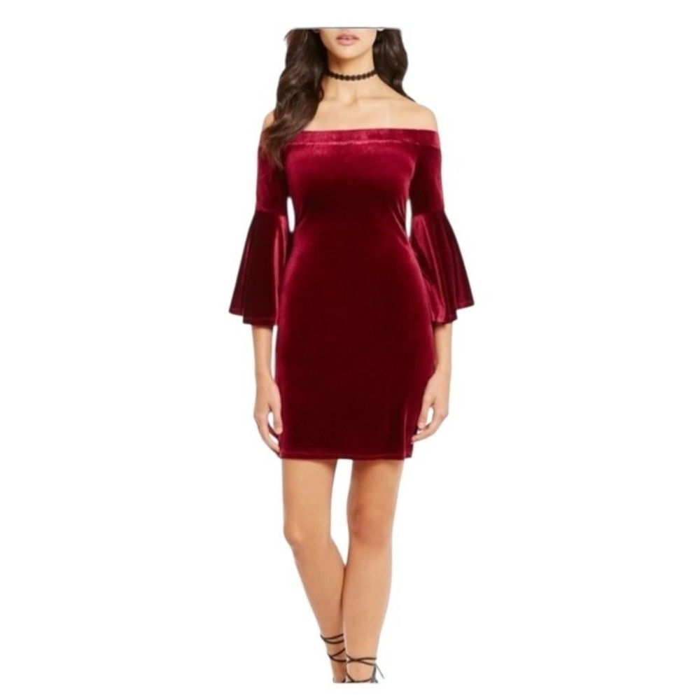 Gianni Bini Red Velvet Off The Shoulder Flare Sleeve Mini Dress Small Glam Vamp